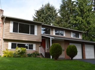 16723 Corliss Pl N, Shoreline, WA 98133