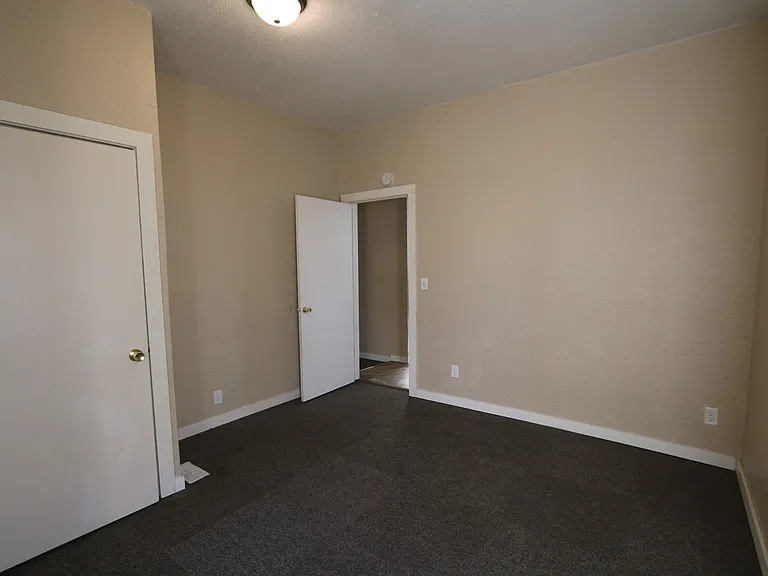 1409 Jefferson St — Photo 10