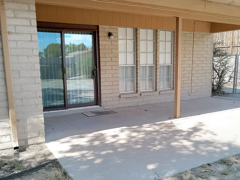 2635 Ardis Dr — Photo 17