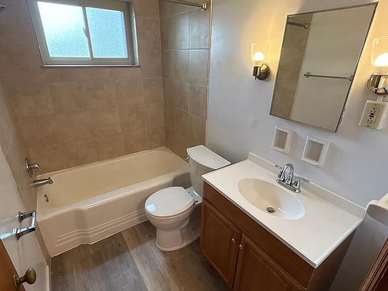 1312 W 7th Ave — Photo 5