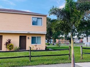 12063 Tift Cir, Orlando, FL 32826