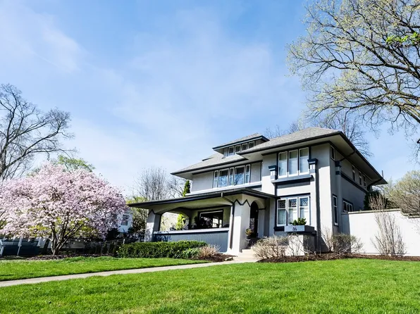 136 S La Grange Rd, La Grange, IL 60525