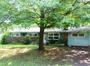 15 Lantern Ln, Lansdale, PA 19446