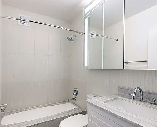 5th image of 219 W 81st St #22