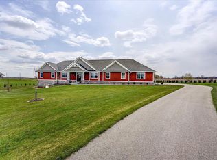 2910 Fern Dr, Sun Prairie, WI 53590