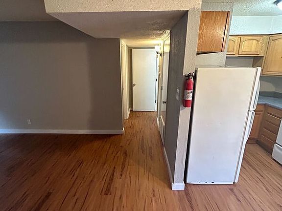 4th image of 2404 Whitegate Dr APT 11