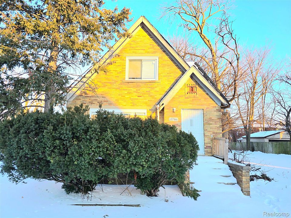 1st image of 15786 Cruse St