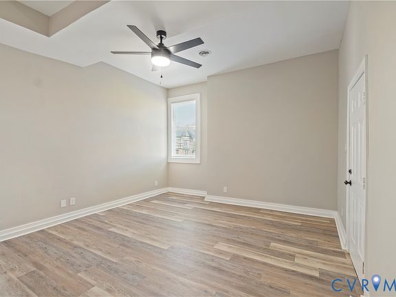 3rd image of 22 Corling St