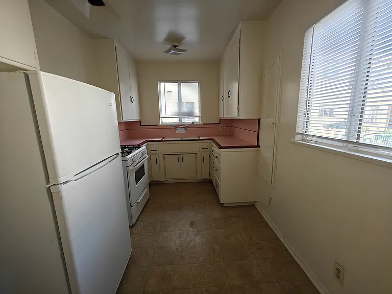4119 Los Feliz Blvd #21 — Photo 7