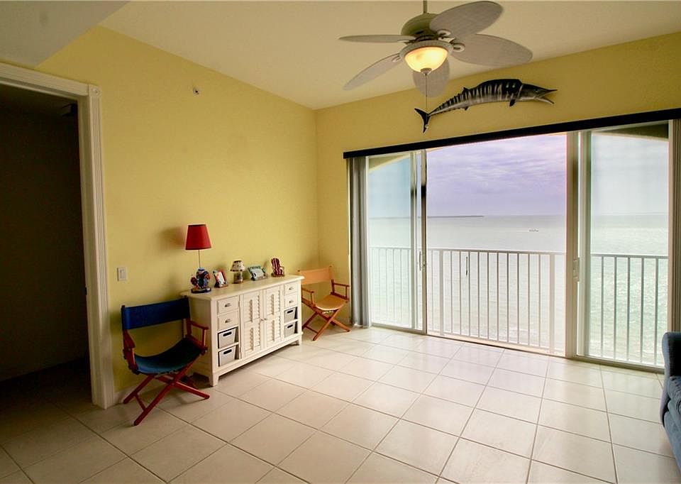 1st image of 30 Harbour Isle Dr W #Penthouse 06