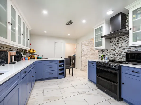 2733 Riviera Dr, Garland, TX 75040