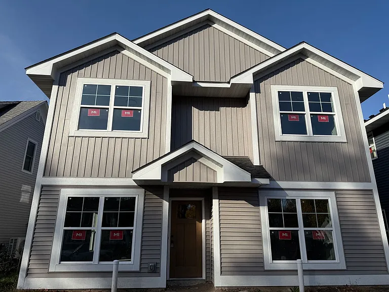 Available 07/01! New Build 4 bed 3 Bath in Hopkins! — Photo 40