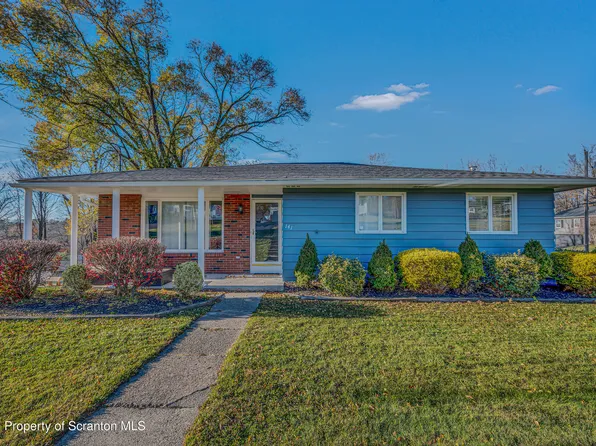 141 Beverly Dr, Clarks Summit, PA 18411