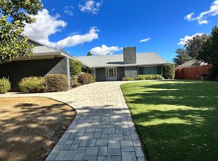 10850 Remmet Ave, Chatsworth, CA 91311