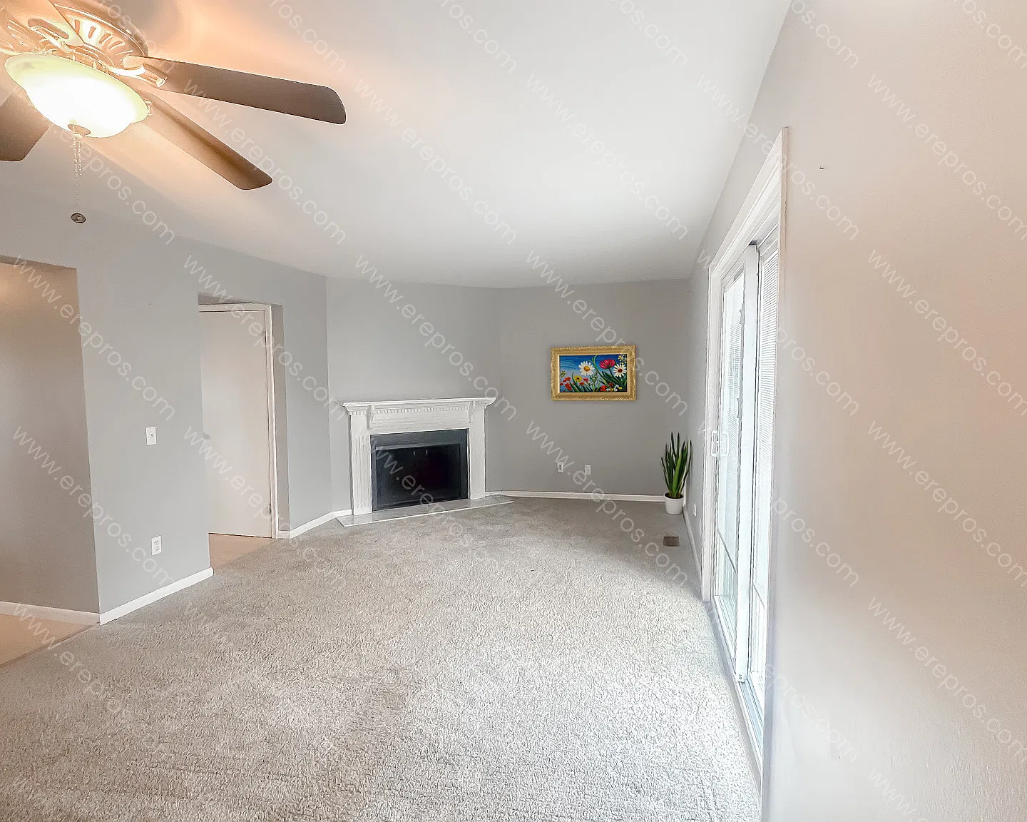 2 bed, 1.5 bath, 1122 sqft, $1,700 — Photo 2