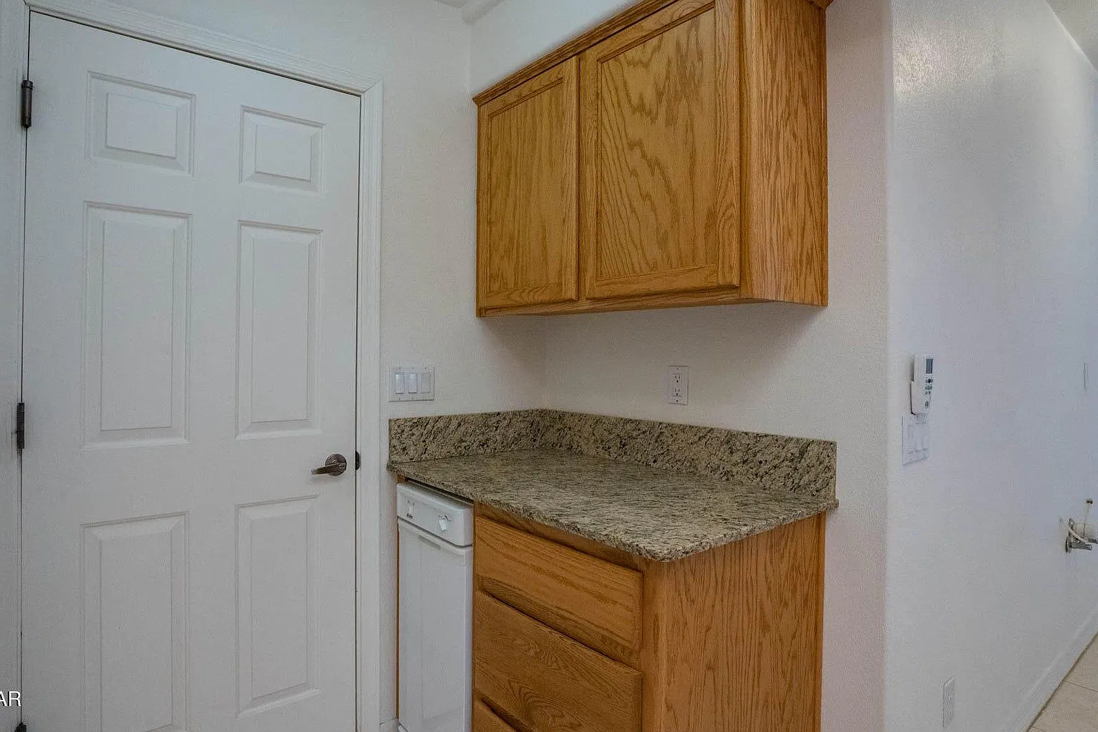 Double Wide RV Garage with AC. 25' wide by 48' long with 10' Door — Photo 4