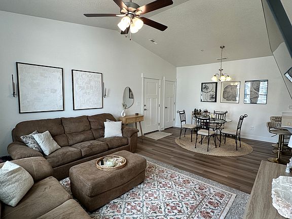 2nd image of 938 W Coral Charm Way N #L302