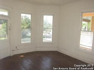 4th image of 1005 Nolan St