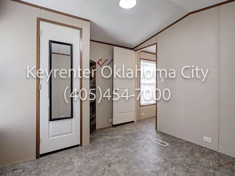 3508 N Douglas Blvd #13 — Photo 17