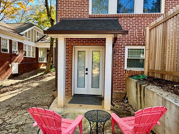4th image of 1106 Virginia Ave NE #B