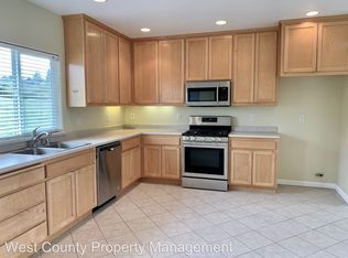 1089 Anita Ln, Sebastopol, CA 95472