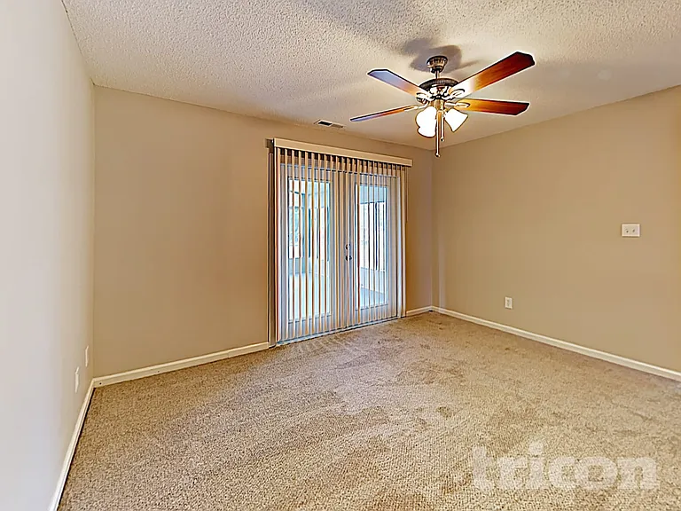 4310 Windjammer Ct SW — Photo 6