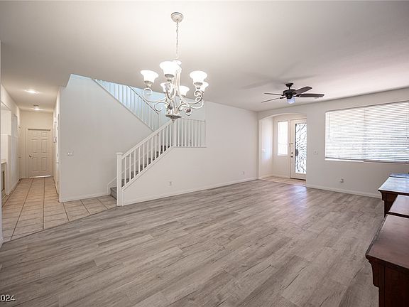 5th image of 3053 Lenoir St