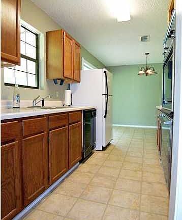 3rd image of 10261 Langston Dr