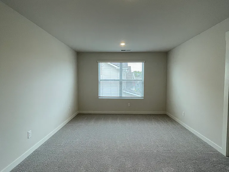 2458 Williams Ridge Dr — Photo 18