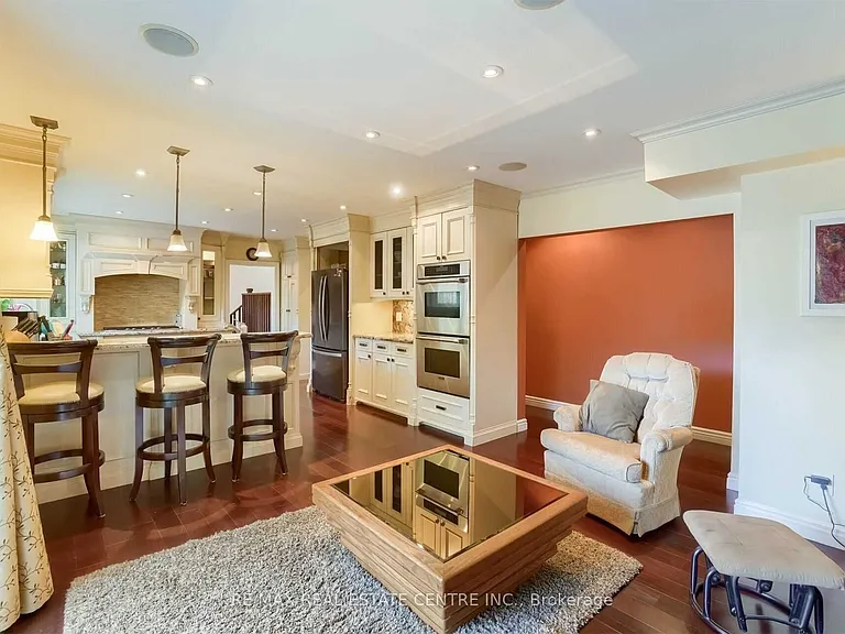 41 Clearside Pl — Photo 18