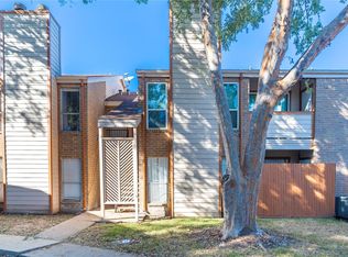 10202 Forum Park Dr APT 211, Houston, TX 77036