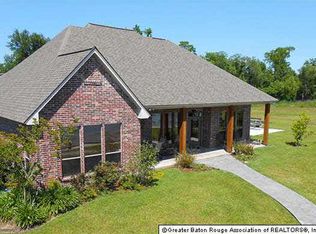 11605 Home Port Dr, Saint Amant, LA 70774