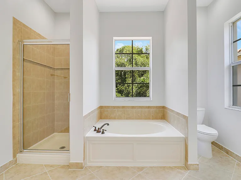 112 Dunmore Dr — Photo 27