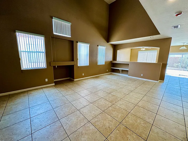 143 Willow Dove Ave — Photo 3