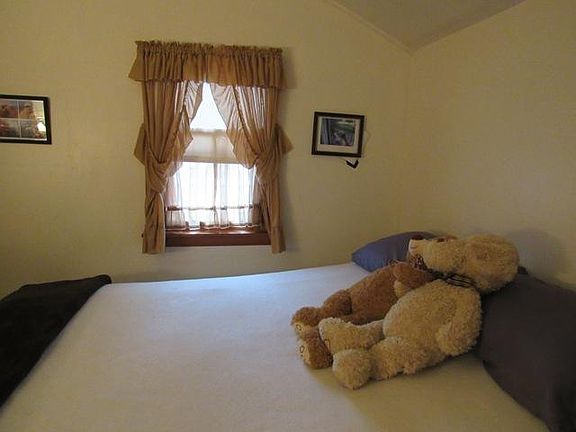 5th image of 7 Knollview Road #D