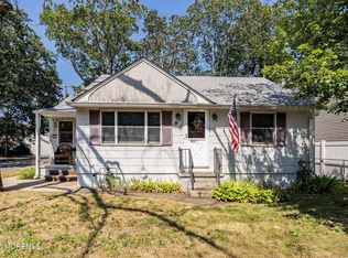 2821 Herbertsville Road, Point Pleasant, NJ 08742