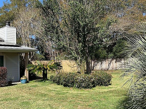 5th image of 3816 Hidden Oak Dr