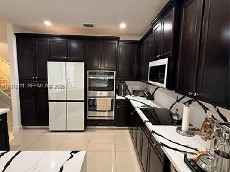 8640 NW 101st Pl — Photo 12