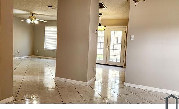 2nd image of 3818 Gardenia Bend Dr