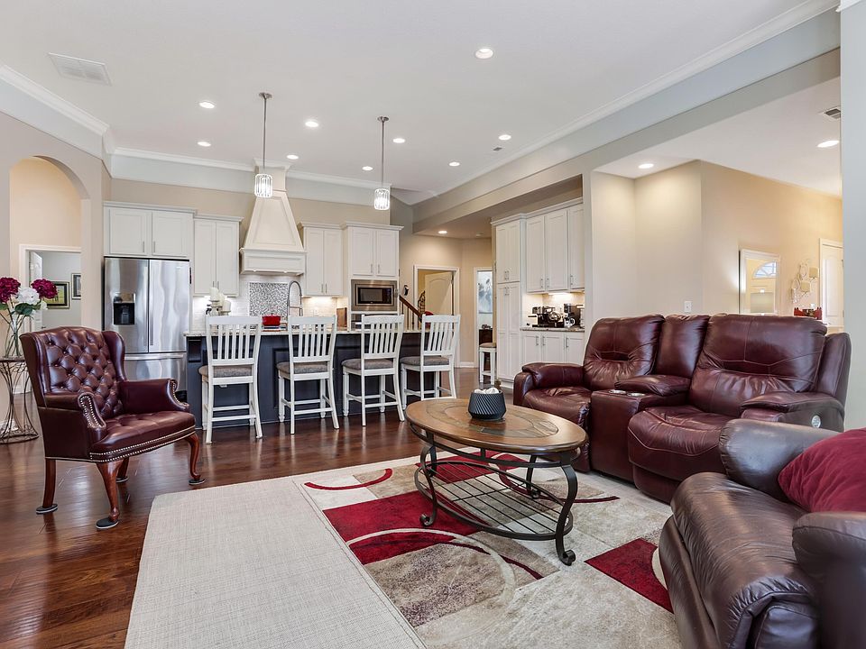 1st image of 4562 Newport Loop E