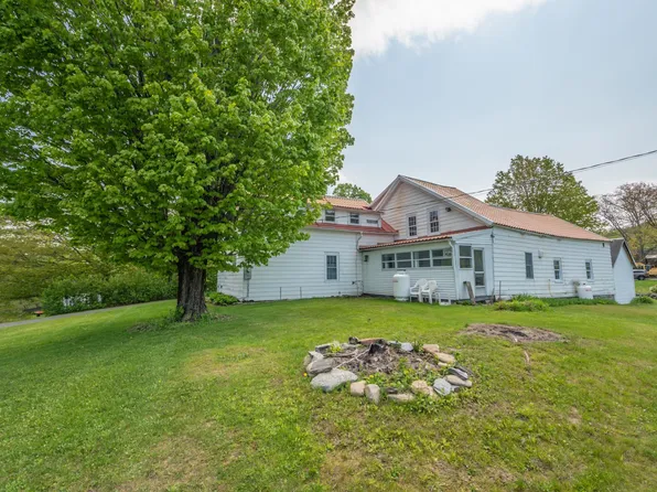 18 Castle Hill Road, Wilmington, VT 05363