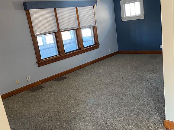 3rd image of 491 Glessner Ave #489.5