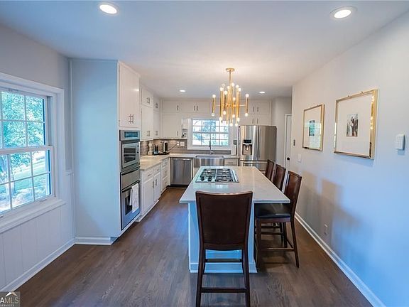 5th image of 1210 Lenox Cir NE #0