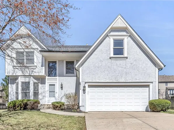 8516 W 127th Cir, Overland Park, KS 66213