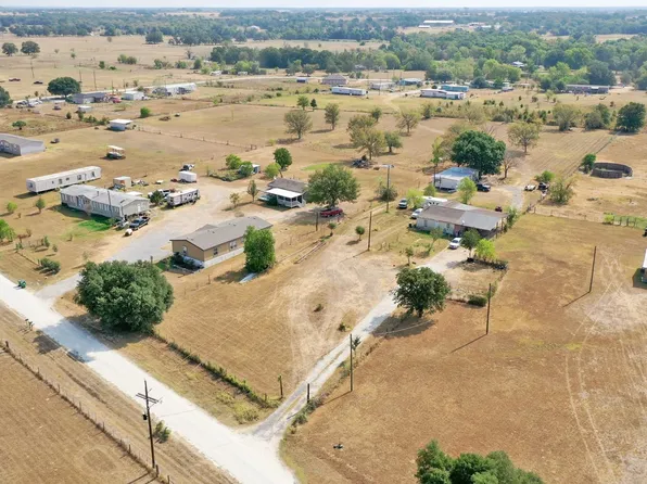 1727 Mustang Loop, Madisonville, TX 77864