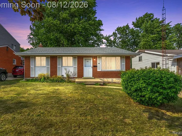 909 Lochhead Ave, Flint, MI 48507