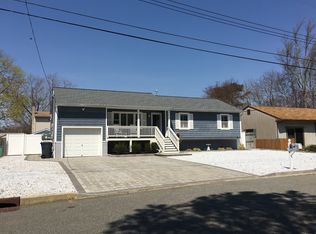 12 Arctic Ocean Dr, Brick, NJ 08723
