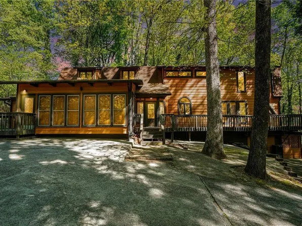 2530 Rockbridge Rd NW, Conyers, GA 30012