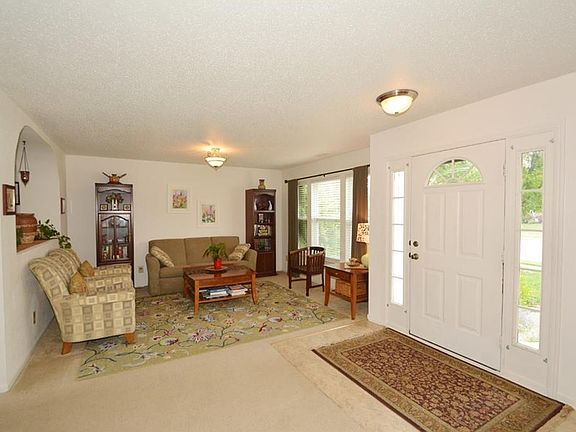 2nd image of 13795 Meadow Lake Dr