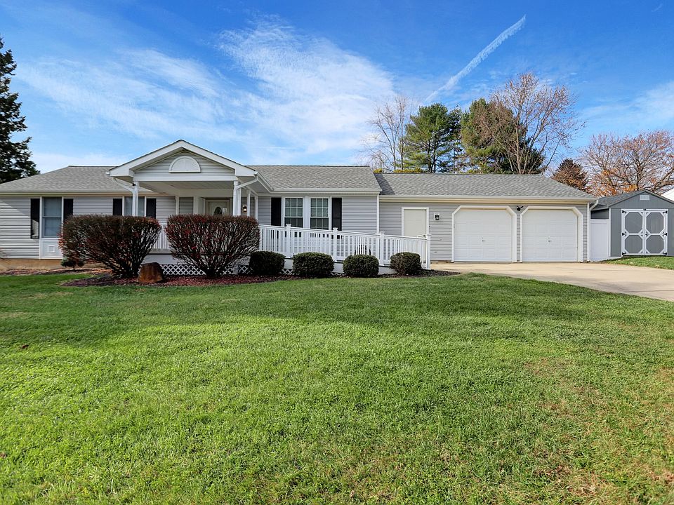 1st image of 704 Paul Dr